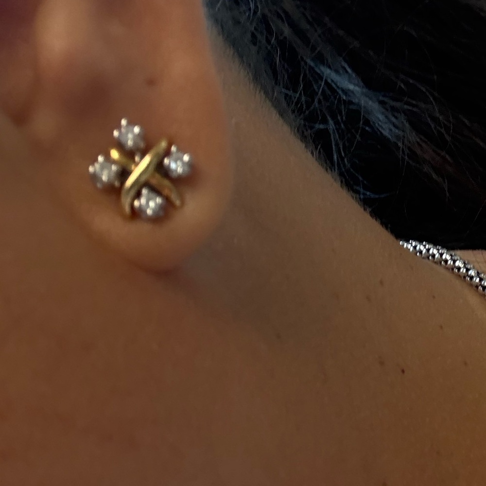 TIFFANY & CO.
Yellow Gold  Diamond Sclumberger Lynn Earrings